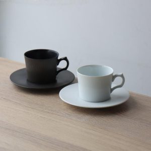 有田焼 鎬 コーヒーカップ＆ソーサー ブラック / ホワイト