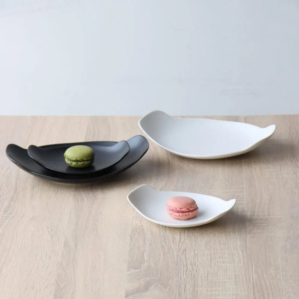 イイホシユミコのオーバル皿 bon apetit | with style shop