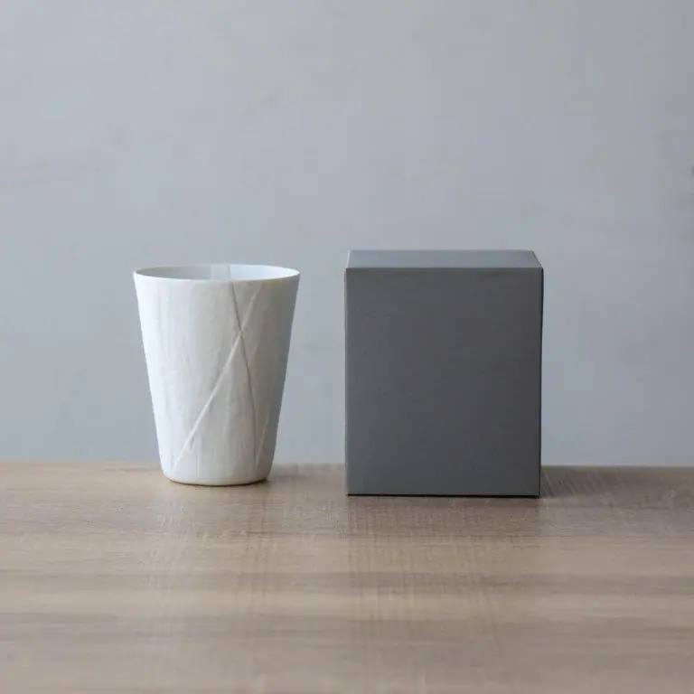 有田焼　すながま　ビアグラス 布のようなうつわ。繊細で薄手な陶器のビアグラス | 有田焼 ceramic